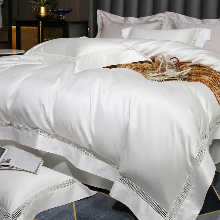 Plain Egyptian Cotton Bedding Set 1000TC | Ladder Trim close up of the trim on the duvet cover