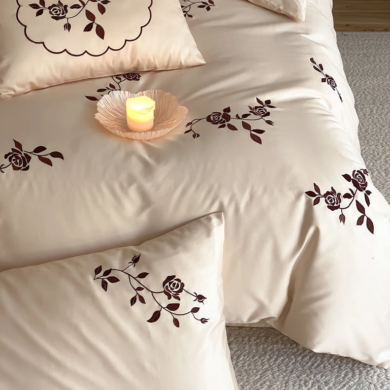 Embroidered Egyptian Cotton Bedding Set 900TC | Wine Rose