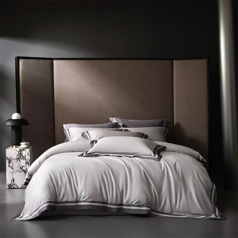 Plain Egyptian Cotton Bedding Set 1000TC | Contrast Border in Silver