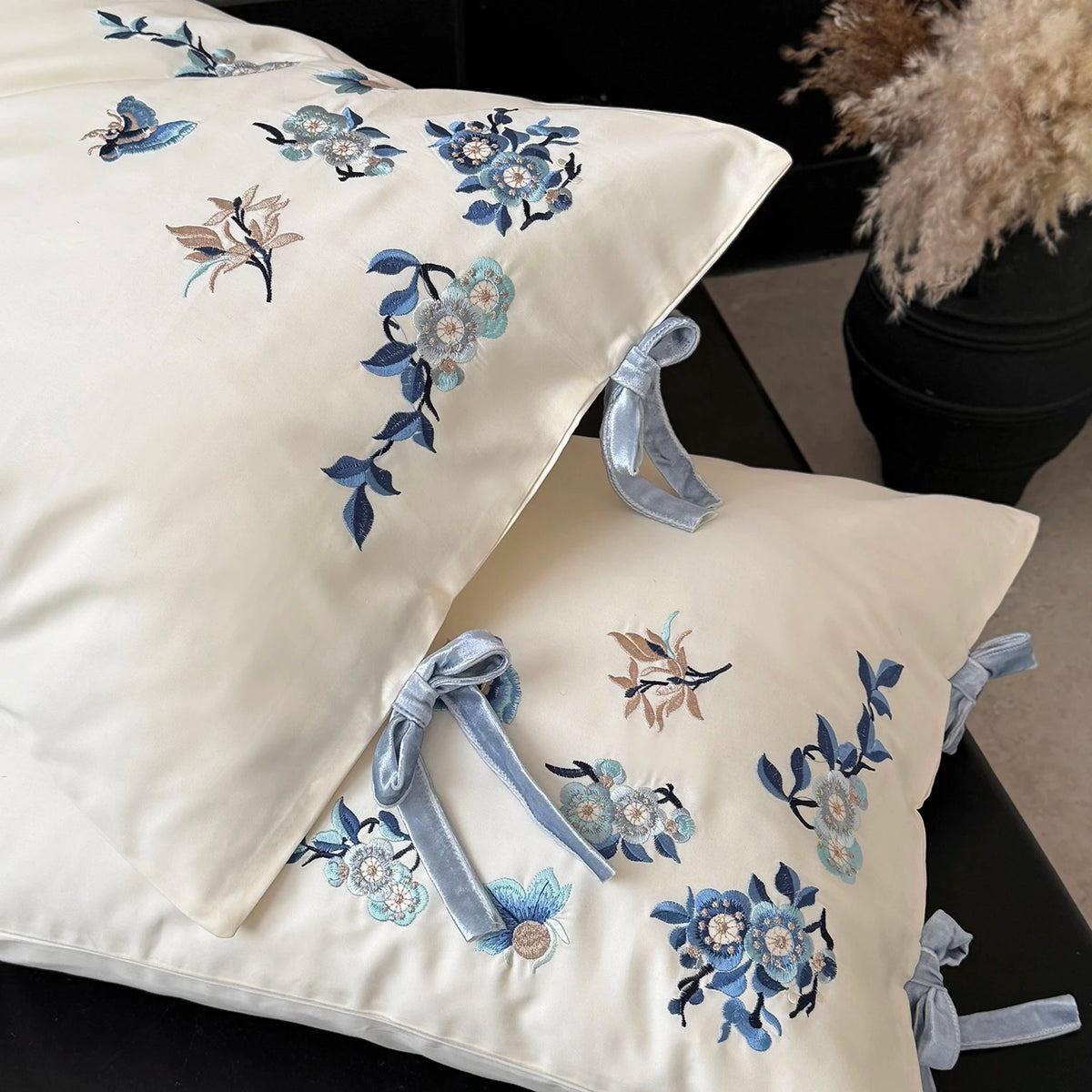 Embroidered Egyptian Cotton Bedding Set | Blue Bloom duvet cover close up