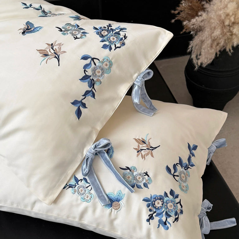 Embroidered Egyptian Cotton Bedding Set | Blue Bloom duvet cover close up
