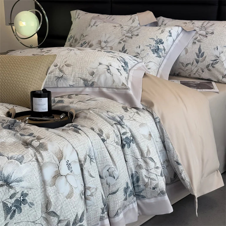 Pillowcases and duvet cover in a leaf print