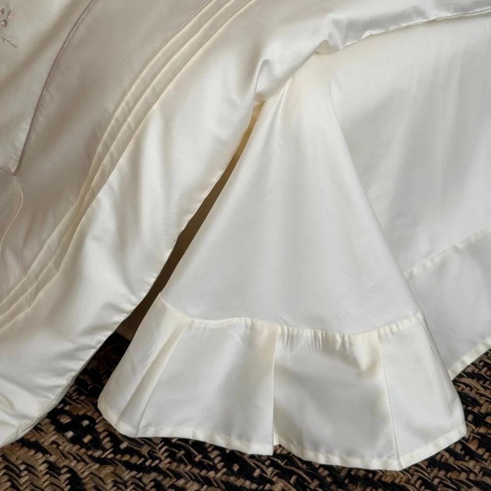 Embroidered Egyptian Cotton Bedding Set 1000TC | Cream Butterfly sheet and border close up