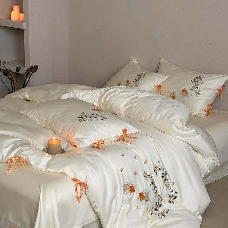 Embroidered Egyptian Cotton Bedding Set 1000TC | Ivory Embroidery bedding side view