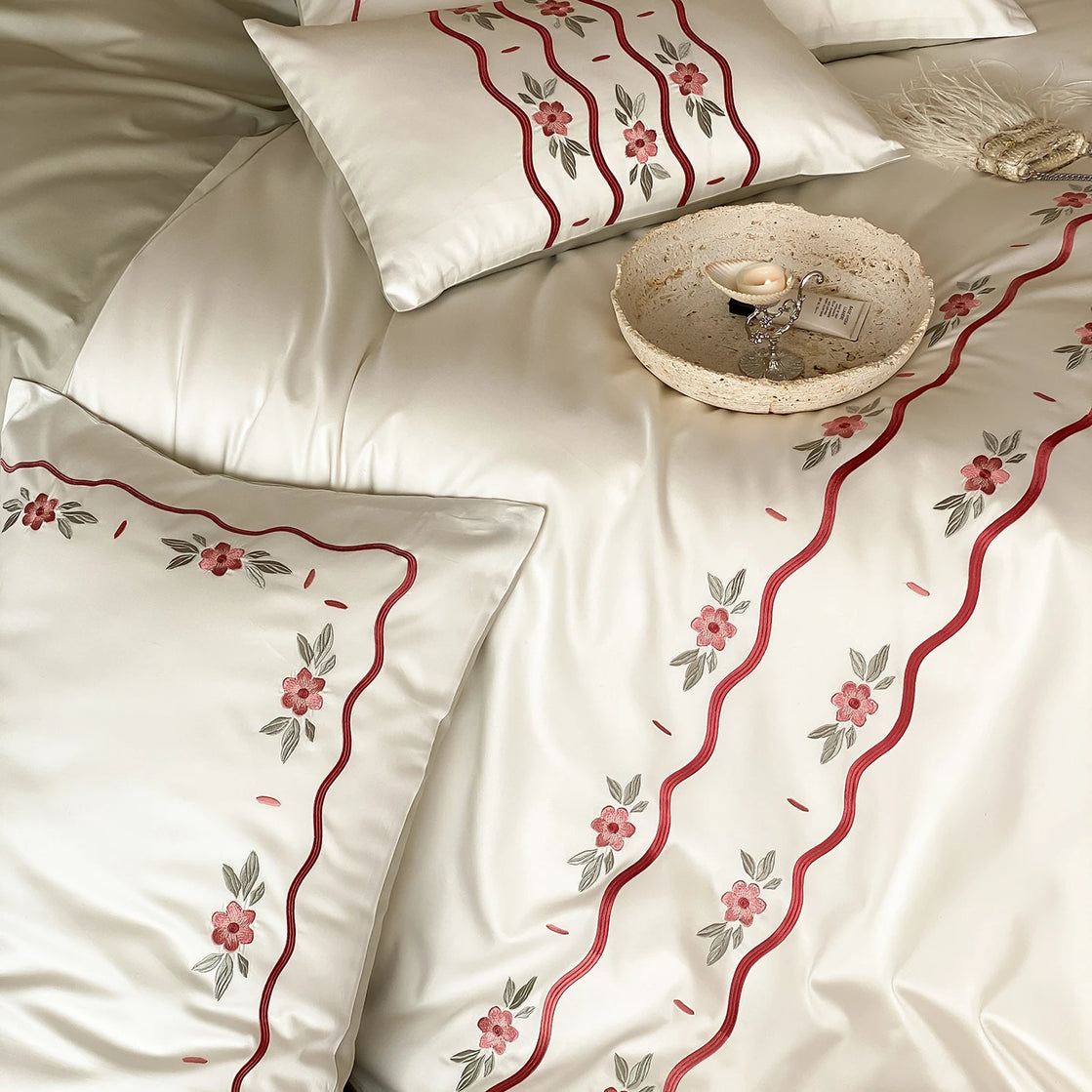 Embroidered Egyptian Cotton Bedding Set 900TC | Rosebud Ribbon - Egyptian Bedding