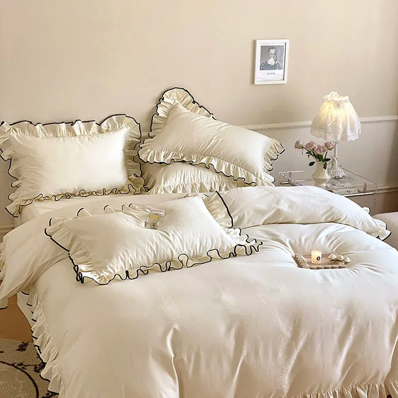 Jacquard Egyptian Cotton Bedding Set 1000TC | Black Trim Ruffle bedding angle view