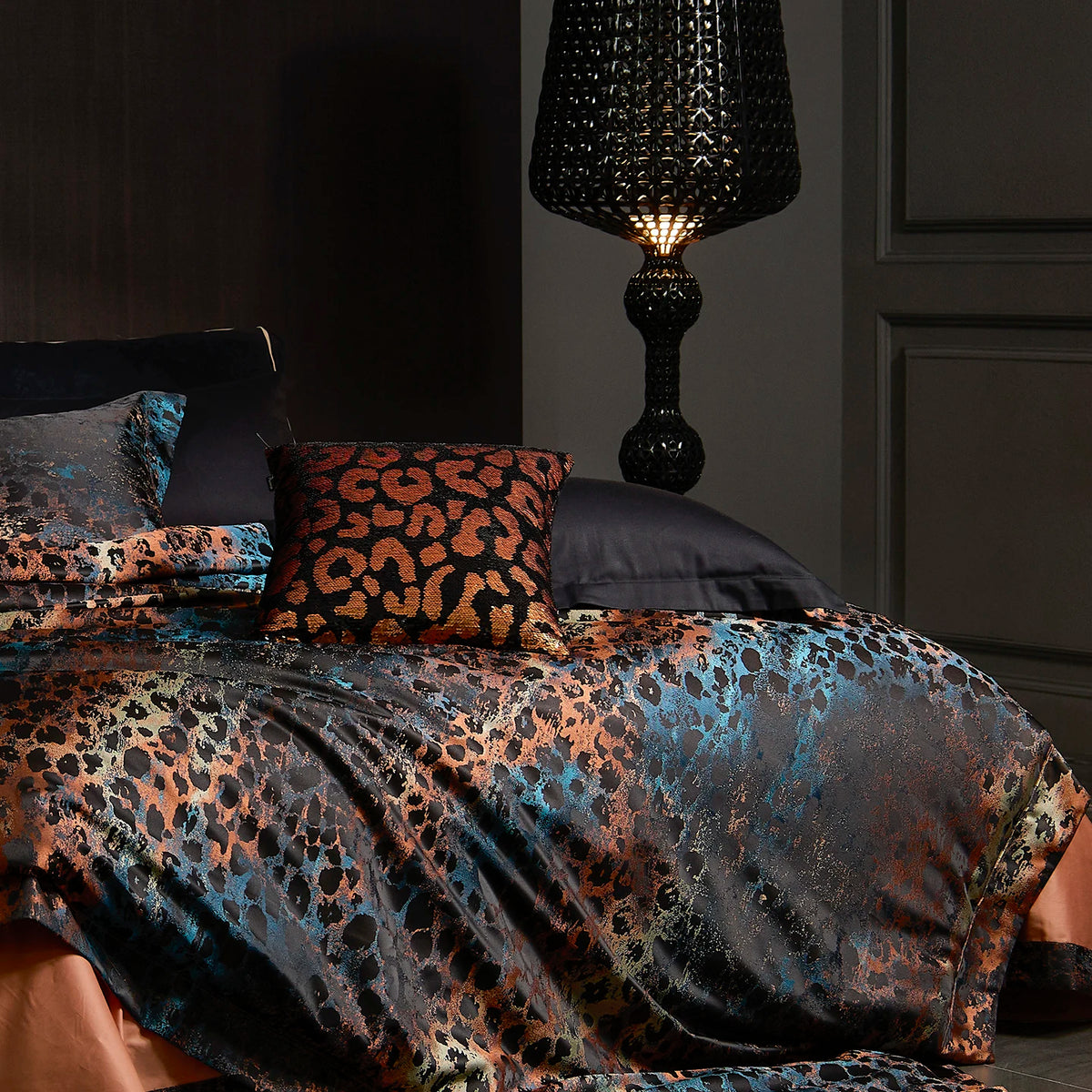 Jacquard Egyptian Cotton Bedding Set 1200TC | Copper Leopard on double bed