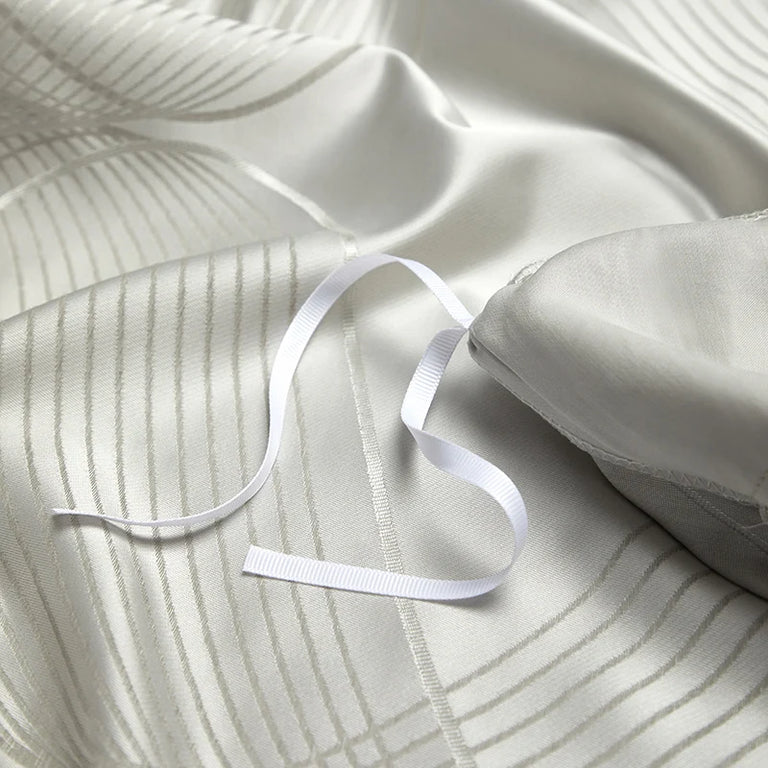 Jacquard Egyptian Cotton Bedding Set 1200TC | Silver Arc duvet cover corner ties