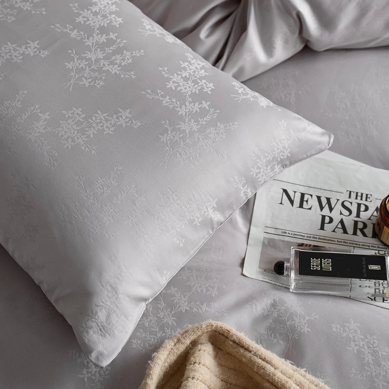 Jacquard Egyptian Cotton Bedding Set 600TC | Dove Grey woven pattern close up