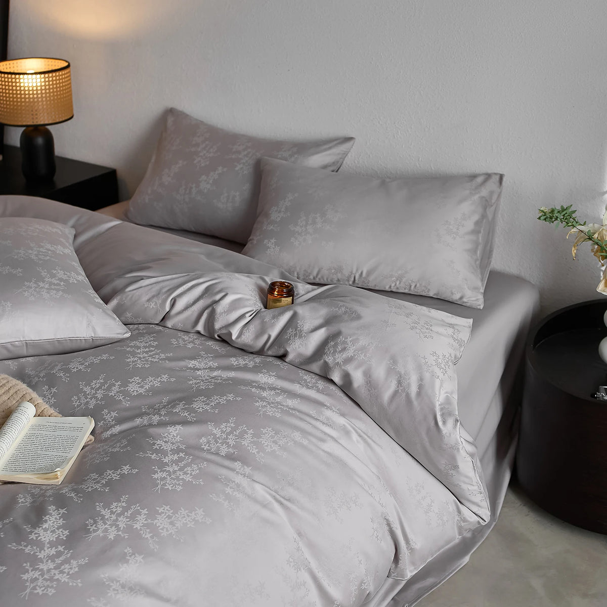Jacquard Egyptian Cotton Bedding Set 600TC | Dove Grey pillowcases and duvet cover