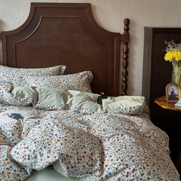 Pastel Floral Printed Bedding Set with Duvet Cover - 600TC