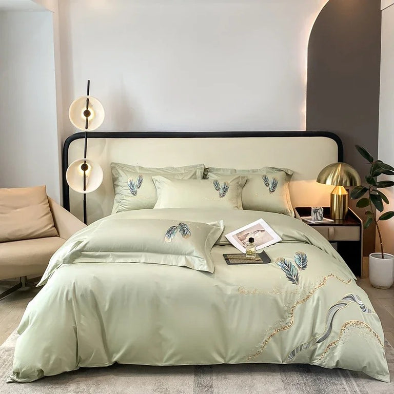 Feather-Embroidered Beige Satin Bedding Set with Duvet Cover - 600TC