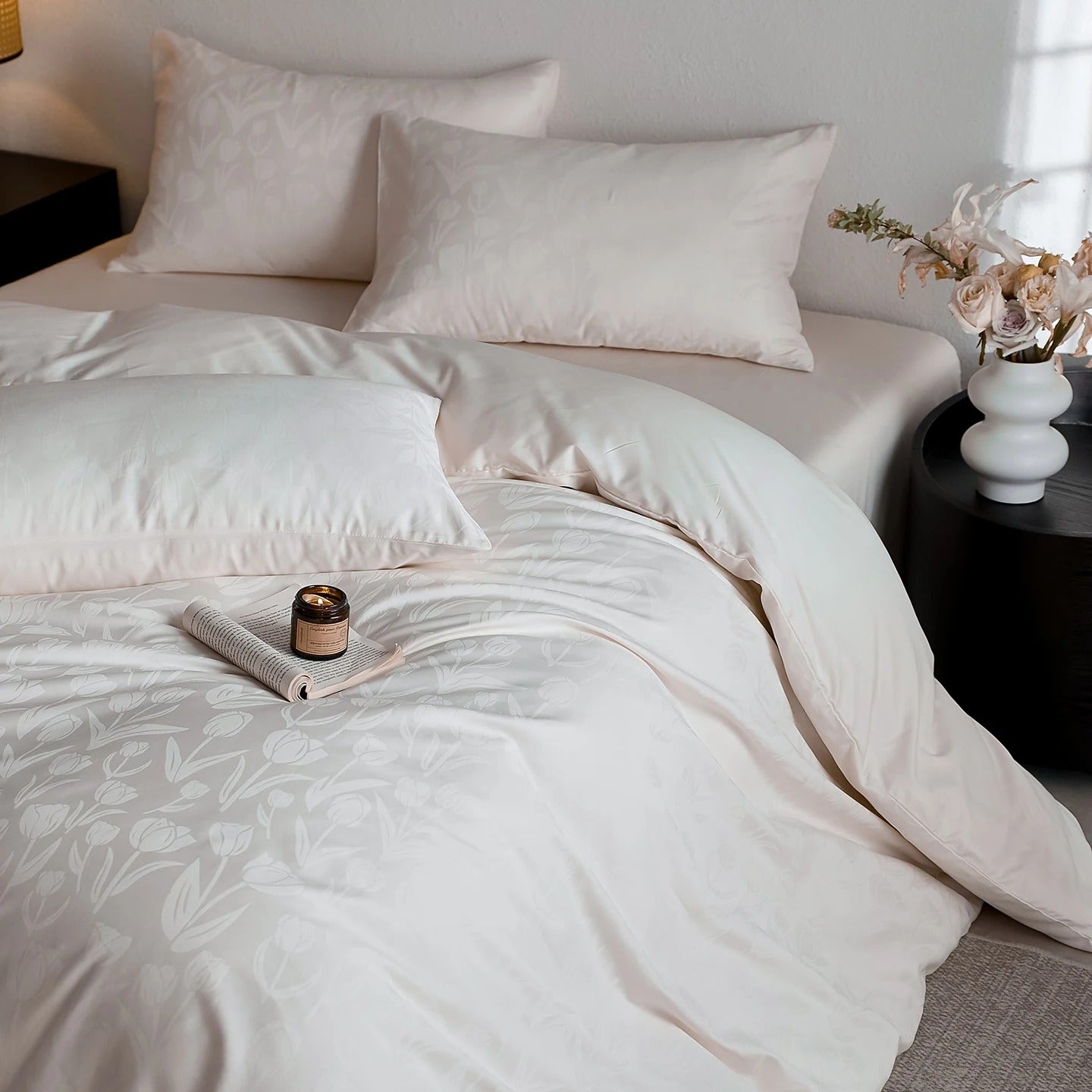 Soft Greige Jacquard Bedding Set with Geometric Style - 800TC Egyptian Cotton