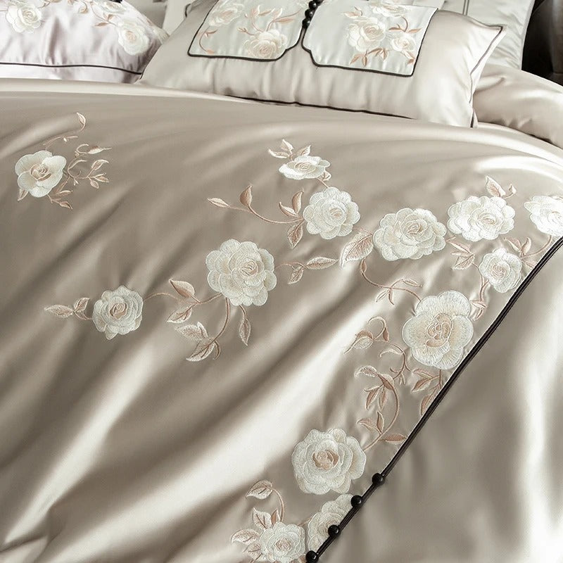 Luxury Flower Embroidery Egyptian Cotton Bedding Set - 1500TC
