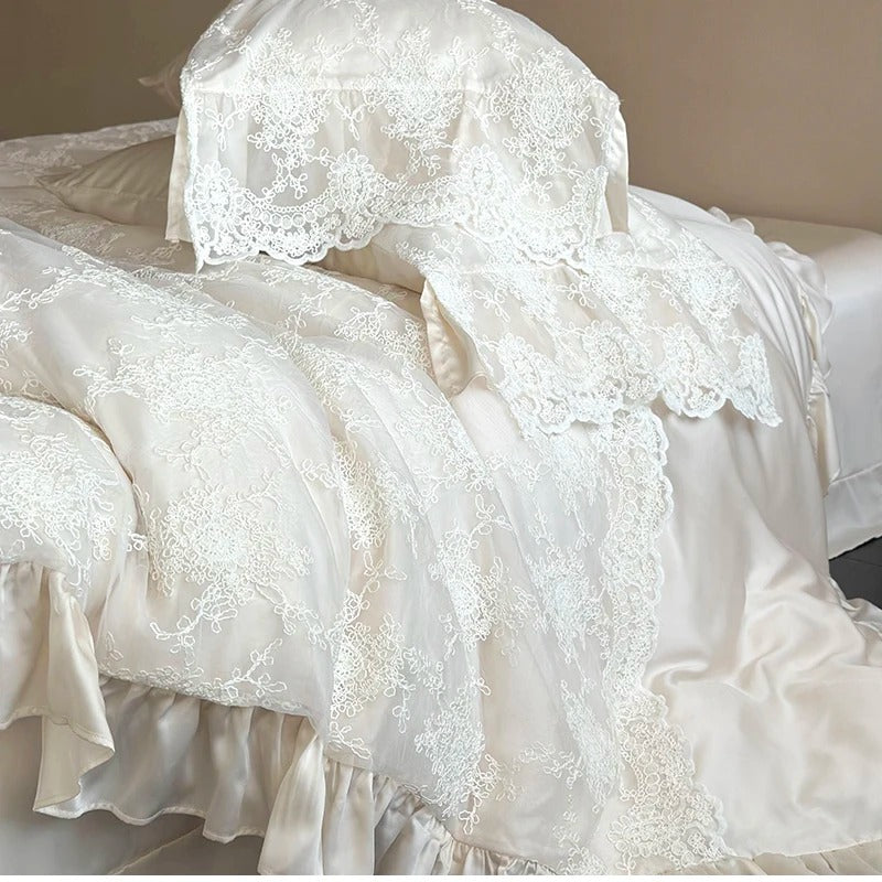White Ruffled Lace Egyptian Cotton Bedding Set with Duvet Cover - 1000TC