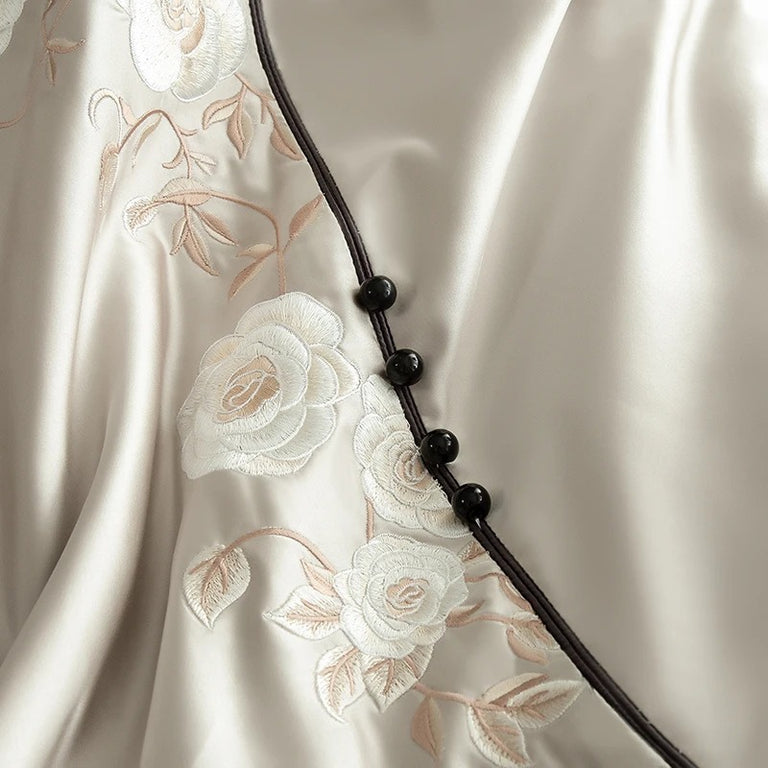 Luxury Flower Embroidery Egyptian Cotton Bedding Set - 1500TC