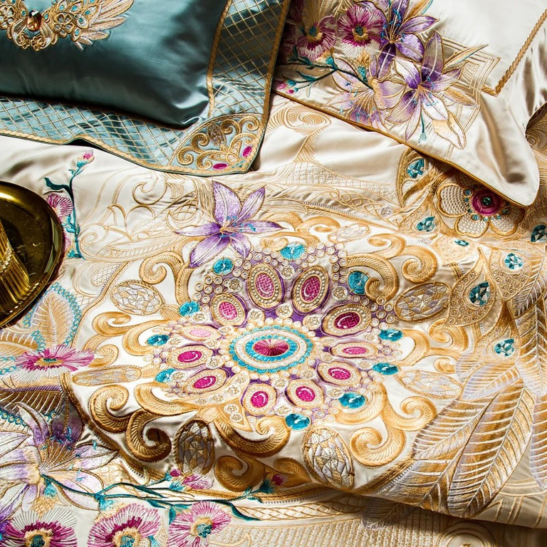 Royal Floral Embroidered Egyptian Cotton Bedding Set with Duvet Cover -1500TC