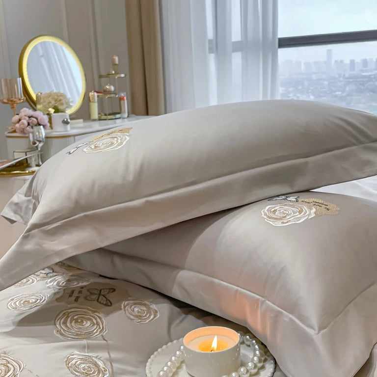 Elegant Rose and Butterfly  Embroidered Bedding Set with Duvet Cover - 600TC