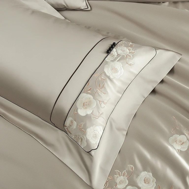Luxury Flower Embroidery Egyptian Cotton Bedding Set - 1500TC