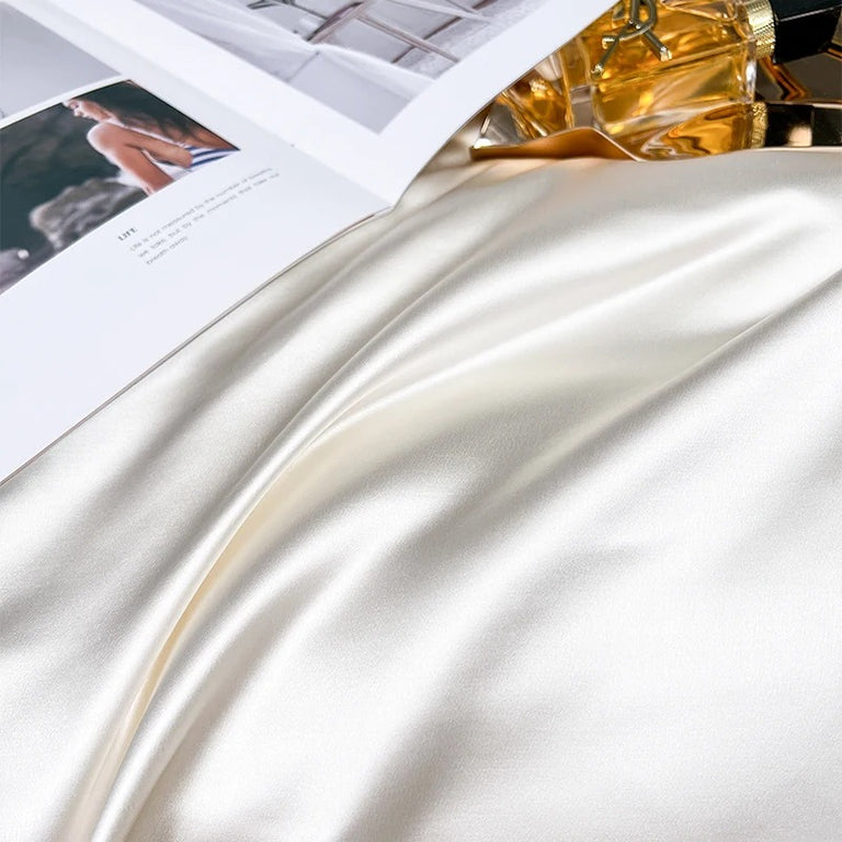 Luxury Cream Jacquard Embroidered Bedding Set – 1500TC Egyptian Cotton