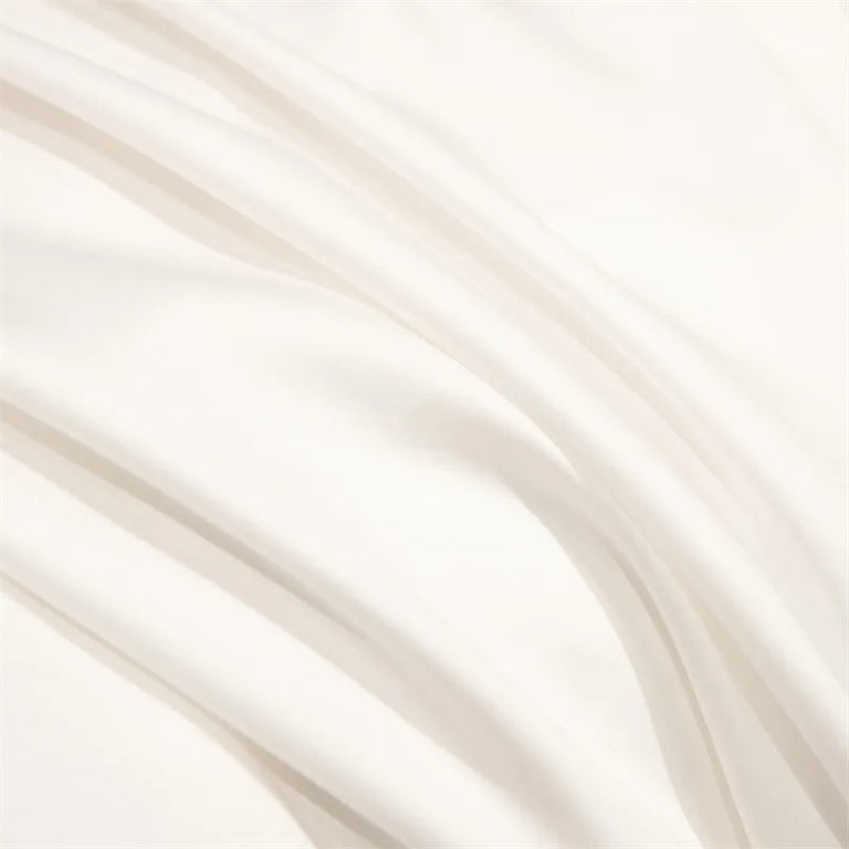 Plain Egyptian Cotton Bedding Set 800TC | Pearl White sateen fabric close up