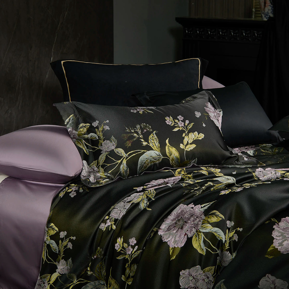 Printed Egyptian Cotton Bedding Set 1200TC | Black Peony pillowcase and lilac sheet