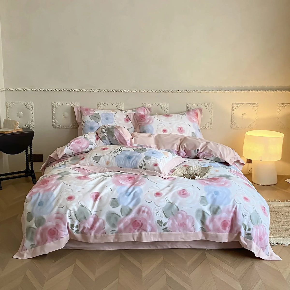 Printed Egyptian Cotton Bedding Set 600TC | Watercolour Petals in Rose and Blue