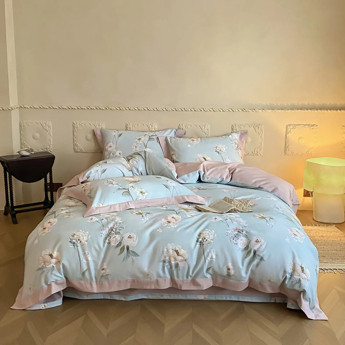 Printed Egyptian Cotton Bedding Set 600TC | Watercolour Petals in Sky Blue Bloom