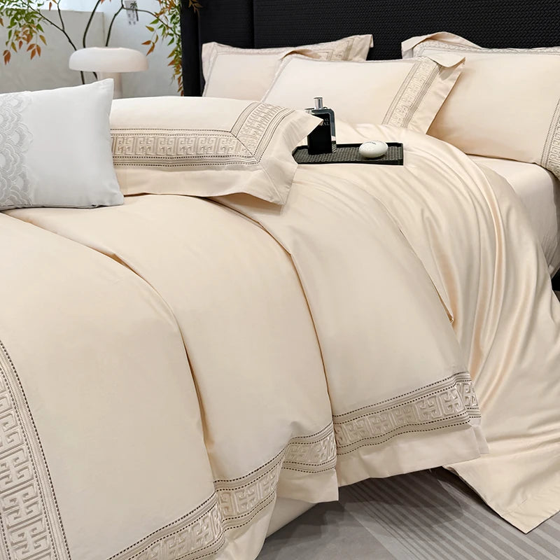 Sateen Egyptian Cotton Bedding Set 1000TC | Cream Key Border bedding side view