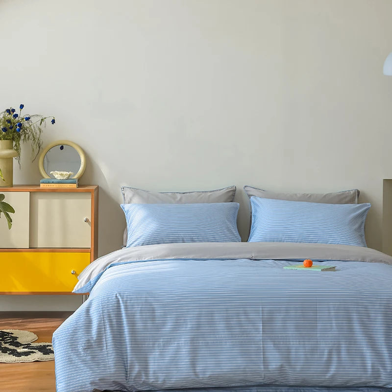 Striped Egyptian Cotton Bedding Set 600TC | Fine Stripe bedding front view